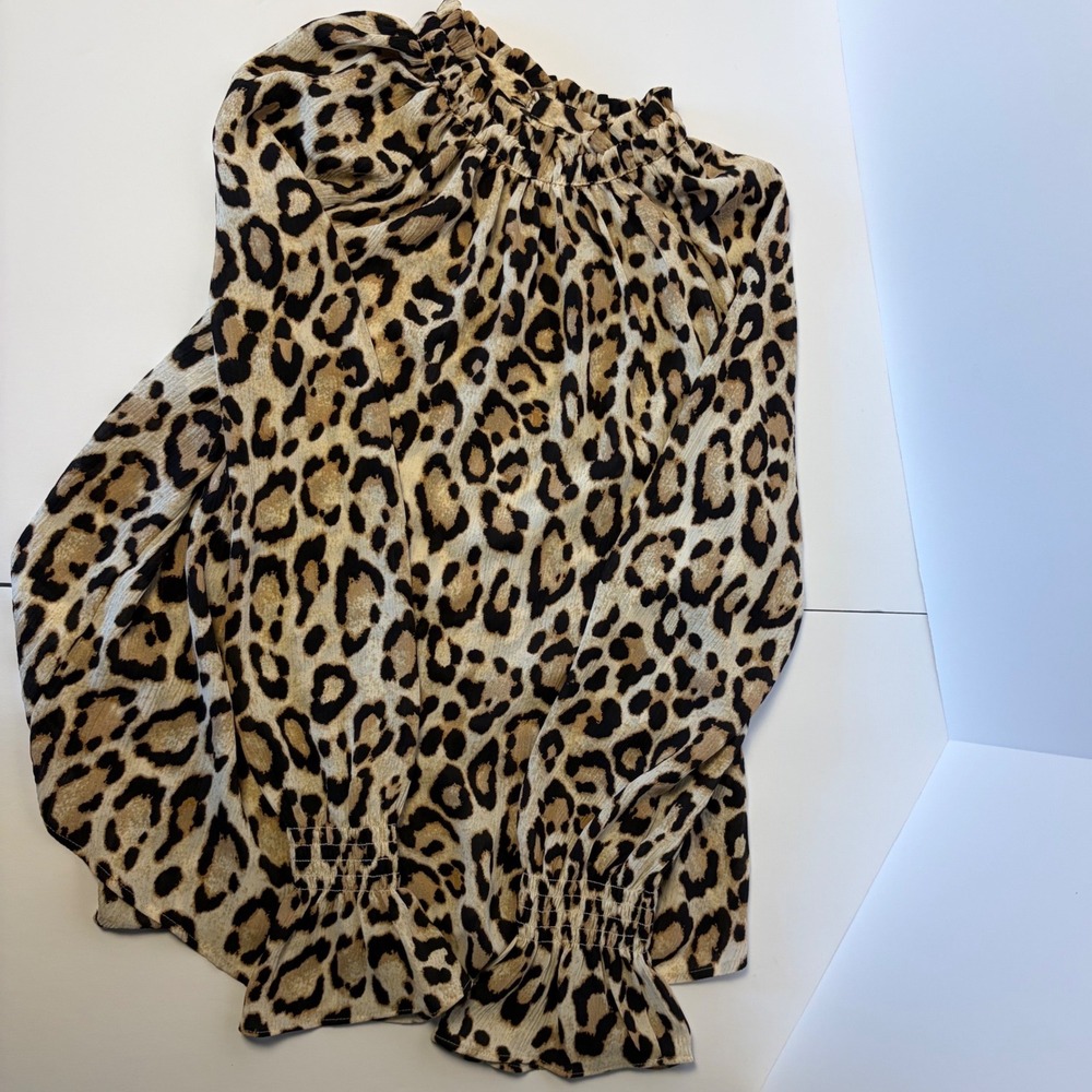 LOFT Leopard Print Ruffle Neck Smocked Cuff Blouse Tan‎ Black Brown Medium